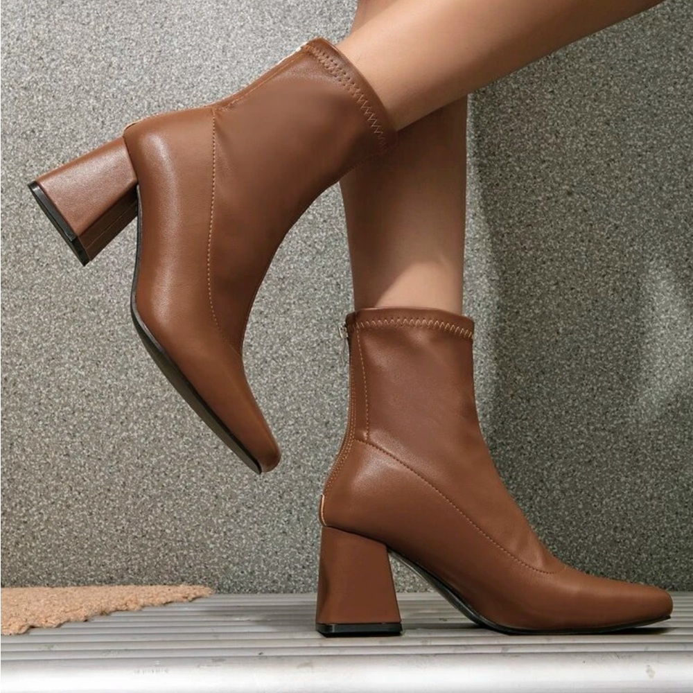 Brown square toe thick chunky block heel ankle boots - zip closure booties - Picture 5 of 5